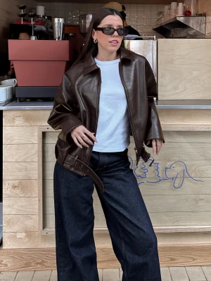 Bershka Kurtka Bomber Ze Sztucznej Skóry Z Paskiem Kobieta Brązowy