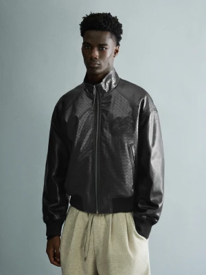 Bershka Kurtka Bomber Ze Sztucznej Skóry Mężczyzna Czarny