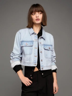 Bershka Kurtka Jeansowa O Krótszym Kroju Kobieta Jasnoniebieski