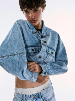 Bershka Kurtka Jeansowa O Krótszym Kroju Kobieta Wyblakły Niebieski