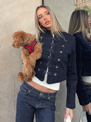 Bershka Kurtka Jeansowa W Stylu Napoleon Kobieta Granatowy