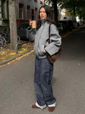 Bershka Kurtka Oversize Z Tkaniny Scuba Kobieta Szary