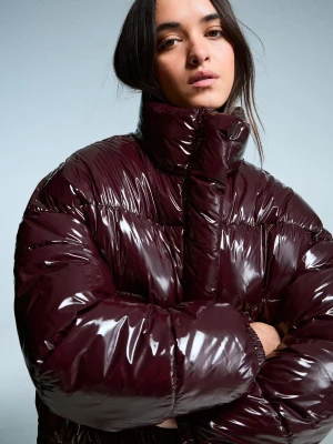 Bershka Kurtka Pikowana Z Efektem Winylu Kobieta Bordowy