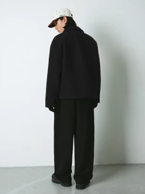 Bershka Kurtka Z Flauszu Mężczyzna Czarny