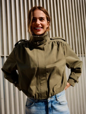 Bershka Kurtka Z Marszczeniem I Klamrami Kobieta Khaki