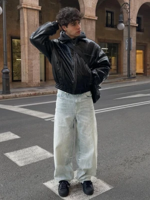 Bershka Kurtka Ze Sztucznej Skóry Mężczyzna Czarny