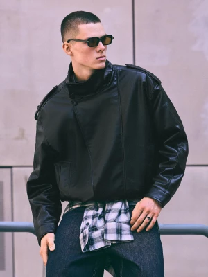 Bershka Kurtka Ze Sztucznej Skóry Mężczyzna Czarny