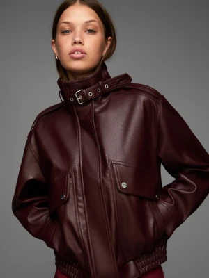 Bershka Kurtka Ze Sztucznej Skóry Z Kieszeniami Kobieta Bordowy