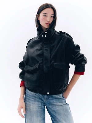 Bershka Kurtka Ze Sztucznej Skóry Z Kołnierzem Kominowym Kobieta Czarny