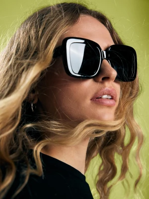 Bershka Kwadratowe Okulary Przeciwsłoneczne Kobieta Czarny