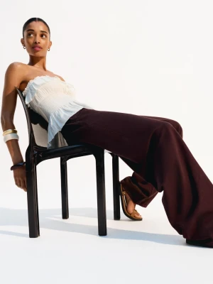Bershka Lekkie Jeansy Wide Leg Kobieta Brązowy