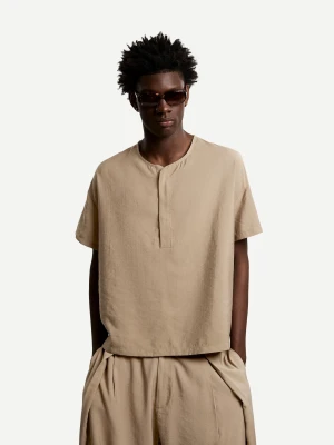 Bershka Luźna Koszula Oversize Z Krótkim Rękawem Mężczyzna Piaskowy