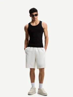 Bershka Luźne Bermudy Jogger Z Mieszanki Lnu Mężczyzna Biały