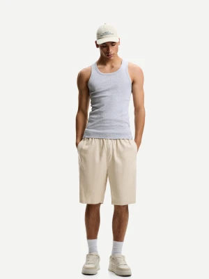 Bershka Luźne Bermudy Jogger Z Mieszanki Lnu Mężczyzna Piaskowy