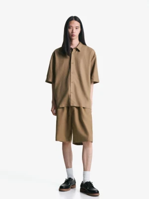 Bershka Luźne Bermudy Jogger Z Mieszanki Lnu Mężczyzna Wielbłądzi