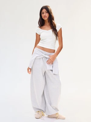 Zdjęcie produktu Bershka Marszczona Koszulka Z Krótkim Rękawem Kobieta Biały Złamany