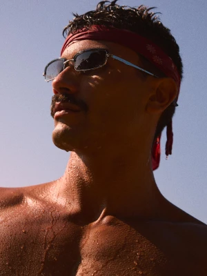 Bershka Metalowe Okulary Przeciwsłoneczne Mężczyzna Szary