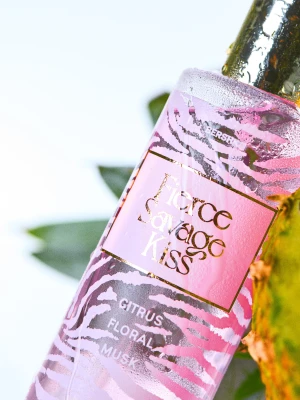 Bershka Mgiełka Do Ciała Fierce Savage Kiss 250 Ml Kobieta Czarny