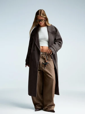 Bershka Miękki Trencz Z Paskiem Kobieta Brązowy