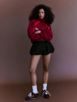 Bershka Mini Shorty O Balonowym Kroju Kobieta Czarny