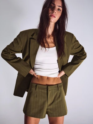 Bershka Mini Shorty Ze Szlufkami Kobieta Khaki