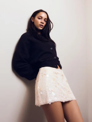 Bershka Mini Spódnica Cekinowa Kobieta Biały Złamany