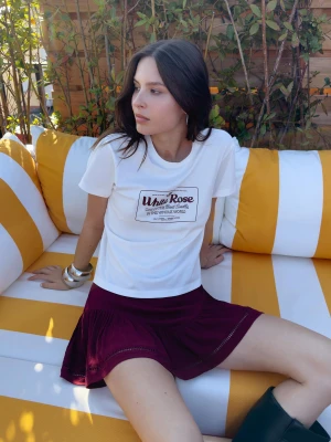 Bershka Mini Spódnica Z Fakturą Kobieta Rubinowy