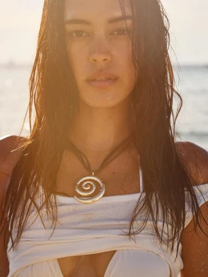 Bershka Naszyjnik Spiralny Kobieta Złoty