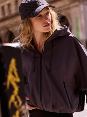 Bershka Nylonowa Kurtka Z Kapturem Waterproof & Windproof Kobieta Grafitowy
