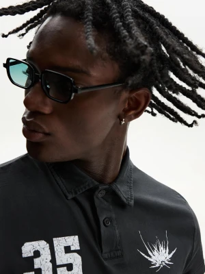 Bershka Okulary Przeciwsłoneczne Z Tworzywa Mężczyzna Turkusowy