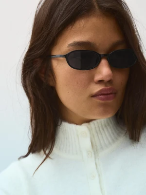 Bershka Owalne Okulary Przeciwsłoneczne Kobieta Czarny