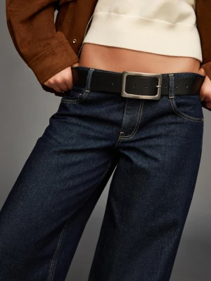 Bershka Pasek Z Szeroką Klamrą Kobieta Czarny