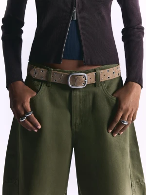 Bershka Pasek Ze Sztucznego Zamszu Z Oczkami Kobieta Wielbłądzi