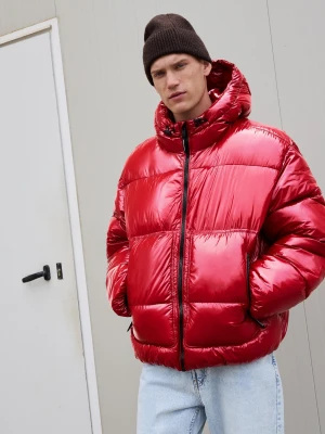 Bershka Pikowana Kurtka Z Kapturem Mężczyzna Czerwony