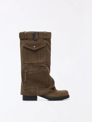 Bershka Płaskie Botki Z Kieszeniami Kobieta Brązowy