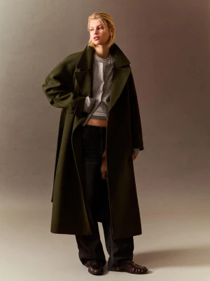 Bershka Płaszcz Oversize Z Wełną I Paskiem Kobieta Khaki