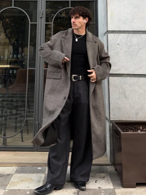 Bershka Płaszcz Ze Szczotkowanym Efektem Mężczyzna Szary