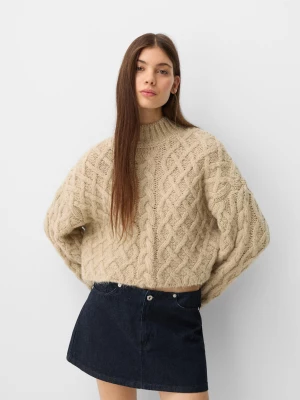 Bershka Pleciony Sweter Z Półgolfem Kobieta Beżowy