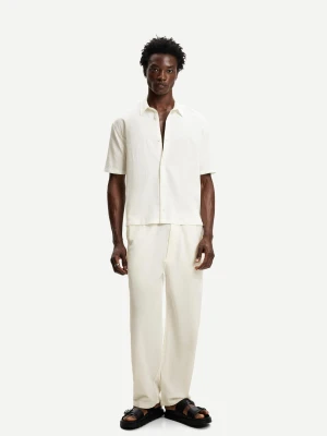 Bershka Plisowane Spodnie Jogger Baggy Mężczyzna Biały Złamany