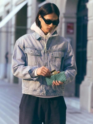 Bershka Portfel Z Monogramem Mężczyzna Zielony