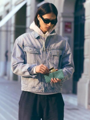 Bershka Portfel Z Monogramem Mężczyzna Zielony