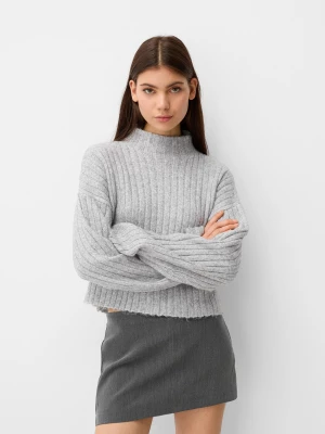 Bershka Prążkowany, Krótki Sweter Oversize Z Golfem Kobieta Szary