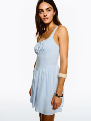 Bershka Rozszerzana Sukienka Mini Z Mieszanki Lnu Kobieta Niebieski