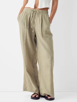 Bershka Rustykalne Spodnie O Kroju Wide Leg Kobieta Khaki