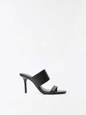 Bershka Sandały Na Obcasie Typu Mule Kobieta Czarny