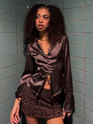 Bershka Satynowa Koszula Wiązana Kobieta Brązowy