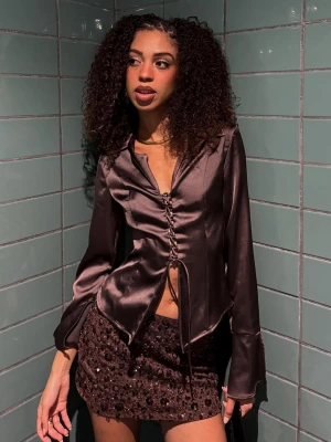 Bershka Satynowa Koszula Wiązana Kobieta Brązowy