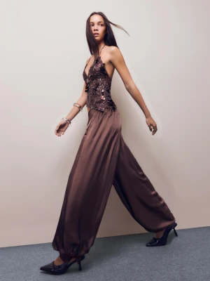 Bershka Satynowe Spodnie Bombki Kobieta Brązowy