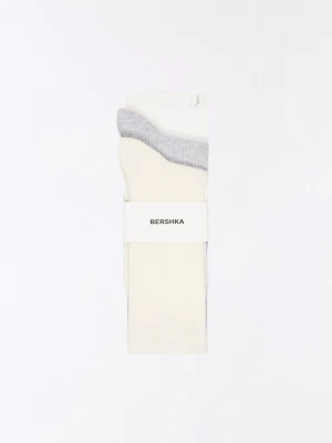 Bershka Skarpetki Prążkowane Z Kolekcji Basic Kobieta Szary