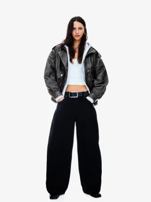 Bershka Skórzana Kurtka Lata 80. Kobieta Czarny